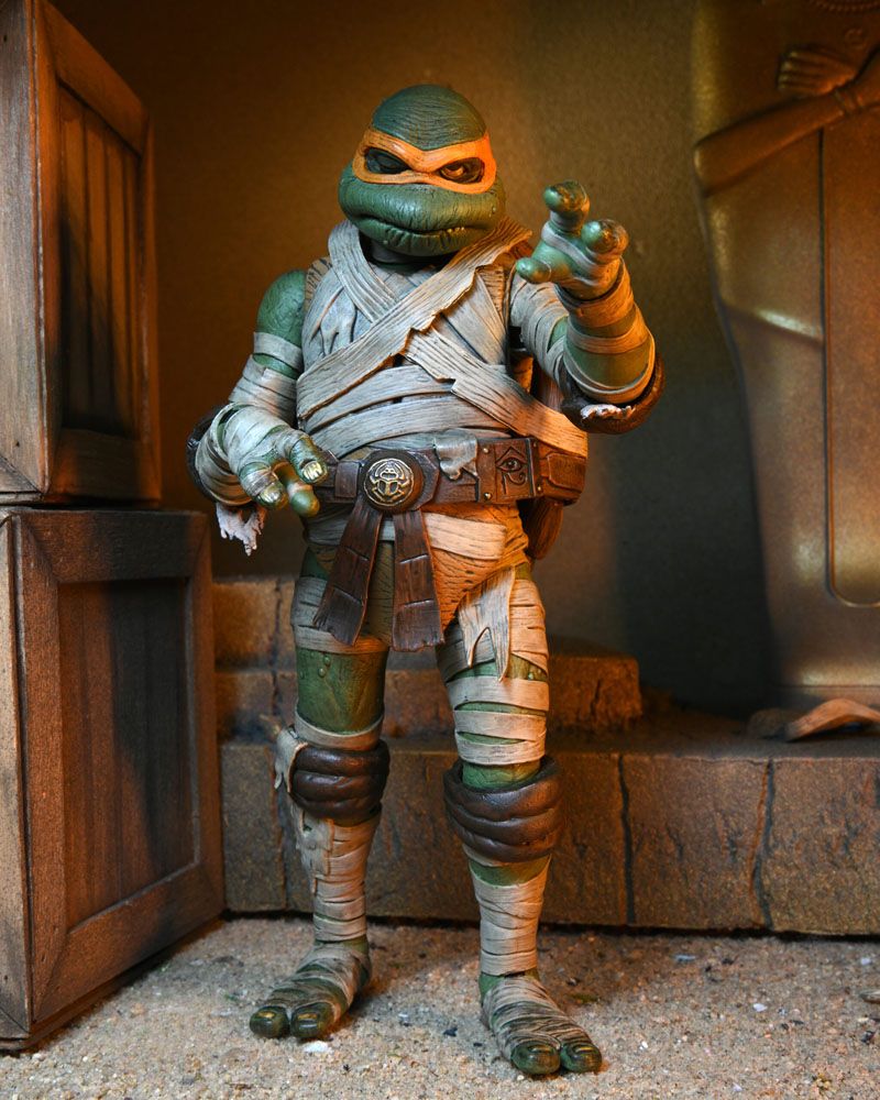 Universal Monsters x Teenage Mutant Ninja Turtles Figura Ultimate Michelangelo as The Mummy 18 cm - Imagen 2