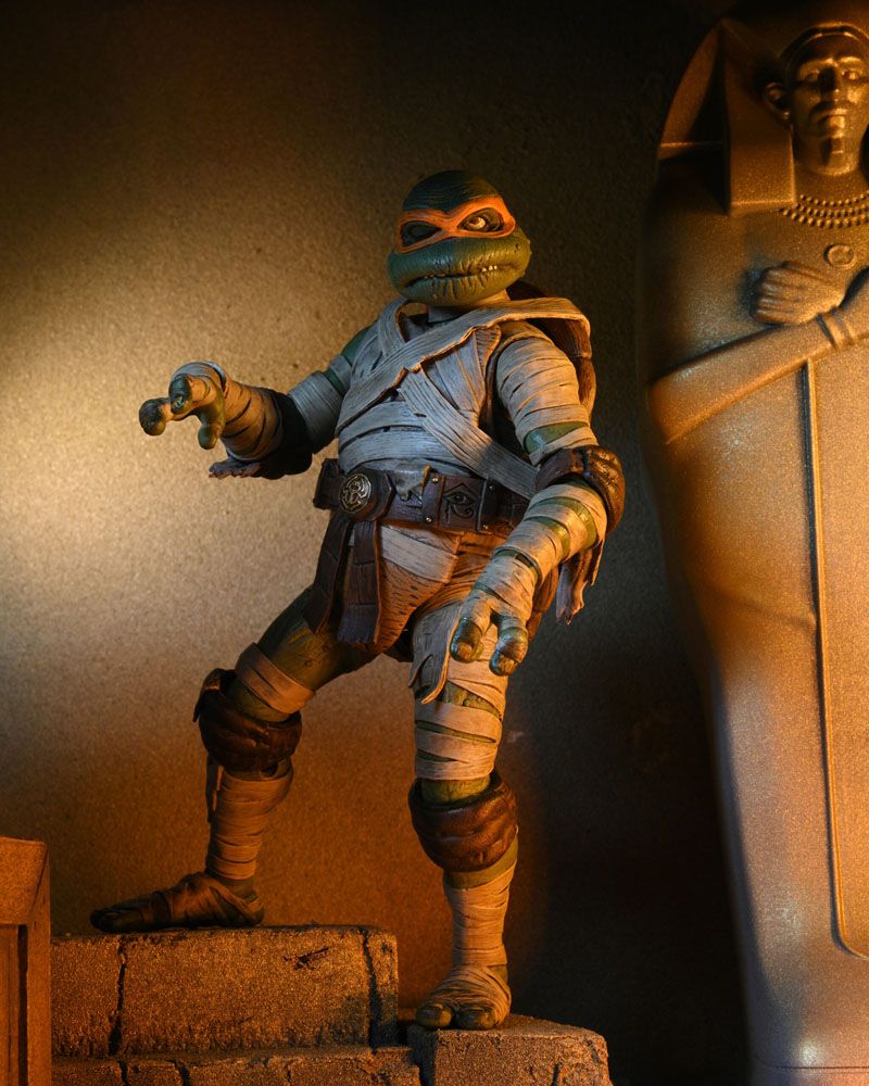 Universal Monsters x Teenage Mutant Ninja Turtles Figura Ultimate Michelangelo as The Mummy 18 cm - Imagen 3