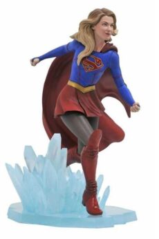 FIGURA GALLERY SUPERGIRL PVC DIORAMA