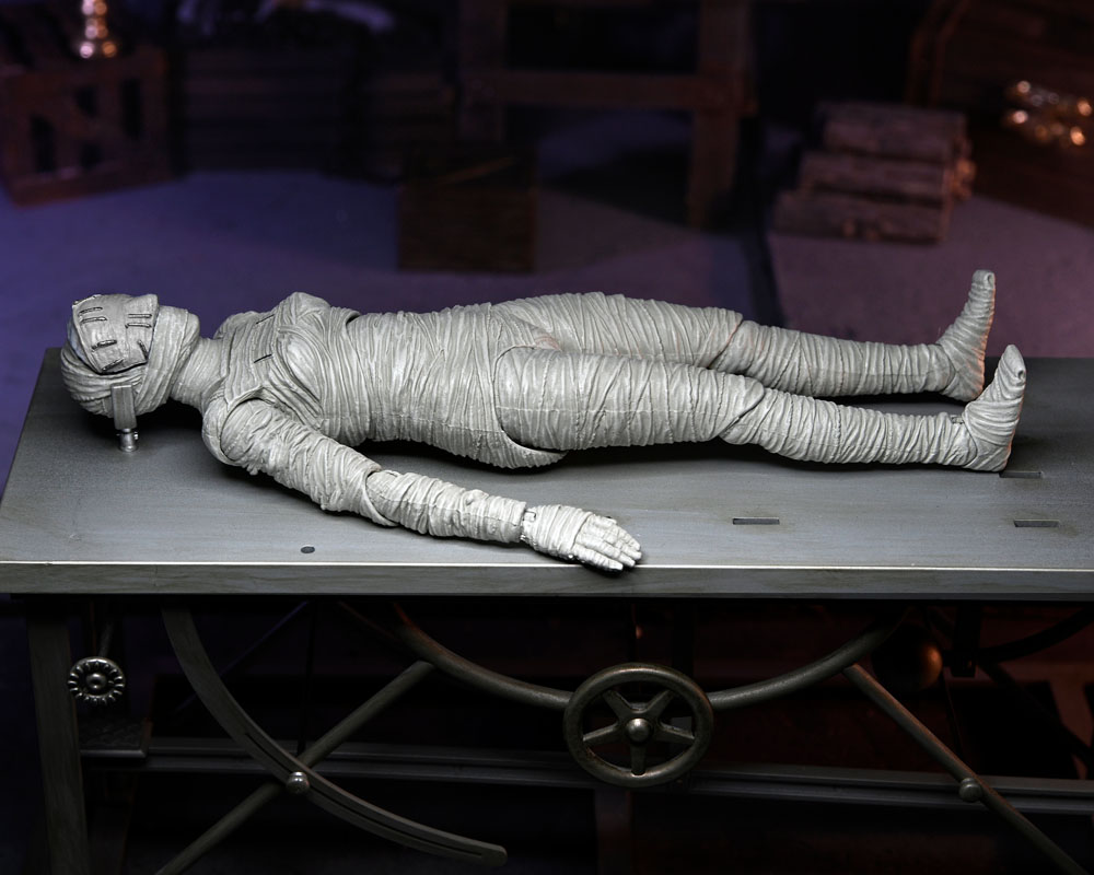 Universal Monsters Figura Ultimate Bride of Frankenstein (Color) 18 cm - Imagen 3