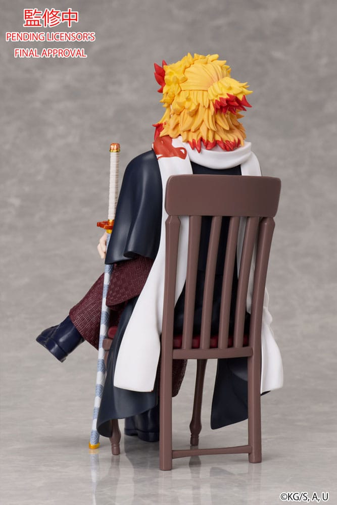 Demon Slayer: Kimetsu no Yaiba Estatua Kyojuro Rengoku 16 cm - Imagen 2