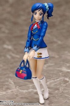 Aoi Kiriya Winter Uniform Version Figura 13 Cm Aikatsu! Sh Figuarts