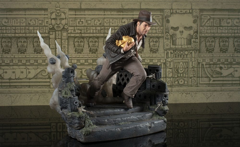 Indiana Jones: En busca del arca perdida Deluxe Gallery Estatua PVC Escape with Idol 25 cm - Imagen 2