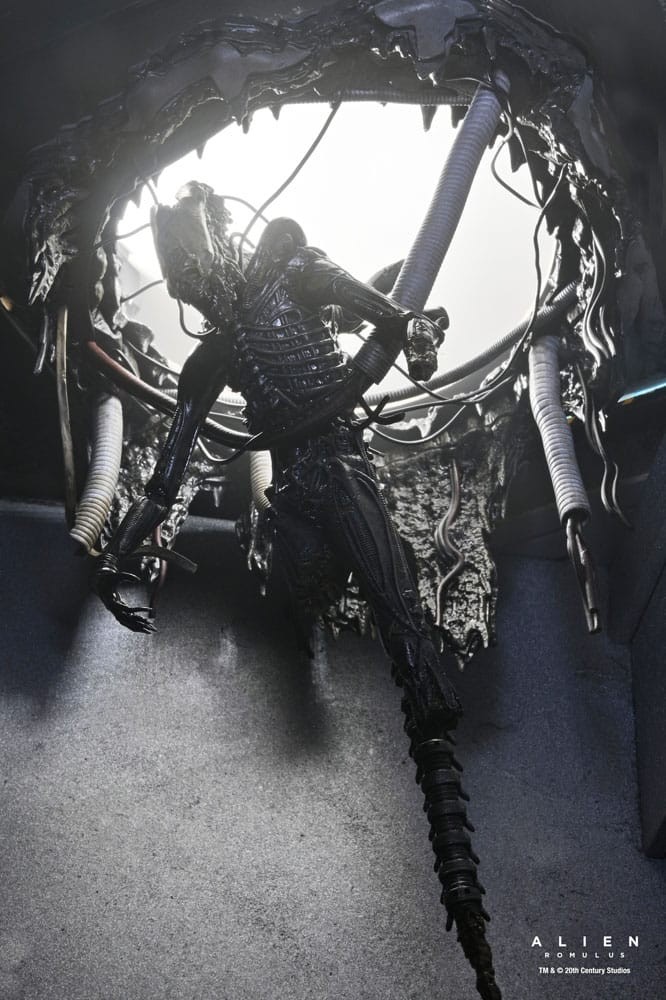 Alien: Romulus Figura Deluxe Suspended Lab Xenomorph XX121 18 cm - Imagen 2